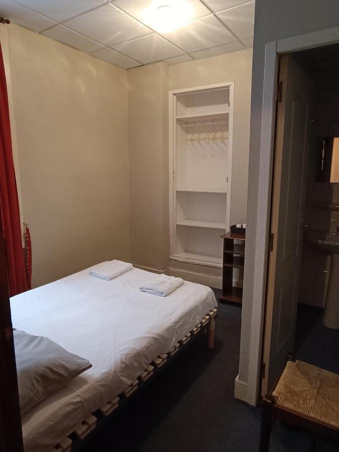 Chambre Chez Marie Et Didier 1 Minute A Pied Du Sanctuaire De Lourdes Zewnętrze zdjęcie